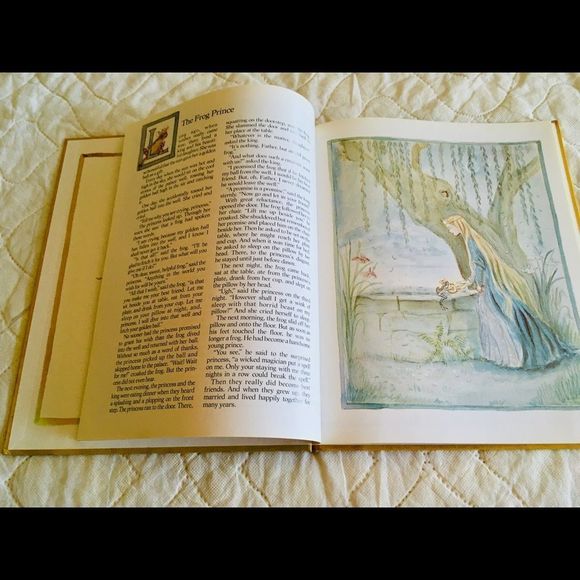 Tasha Tudor Bedtime Book - Picture 4 of 8